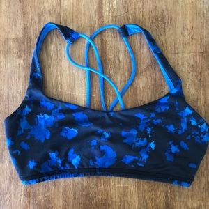 Lululemon free to be bra